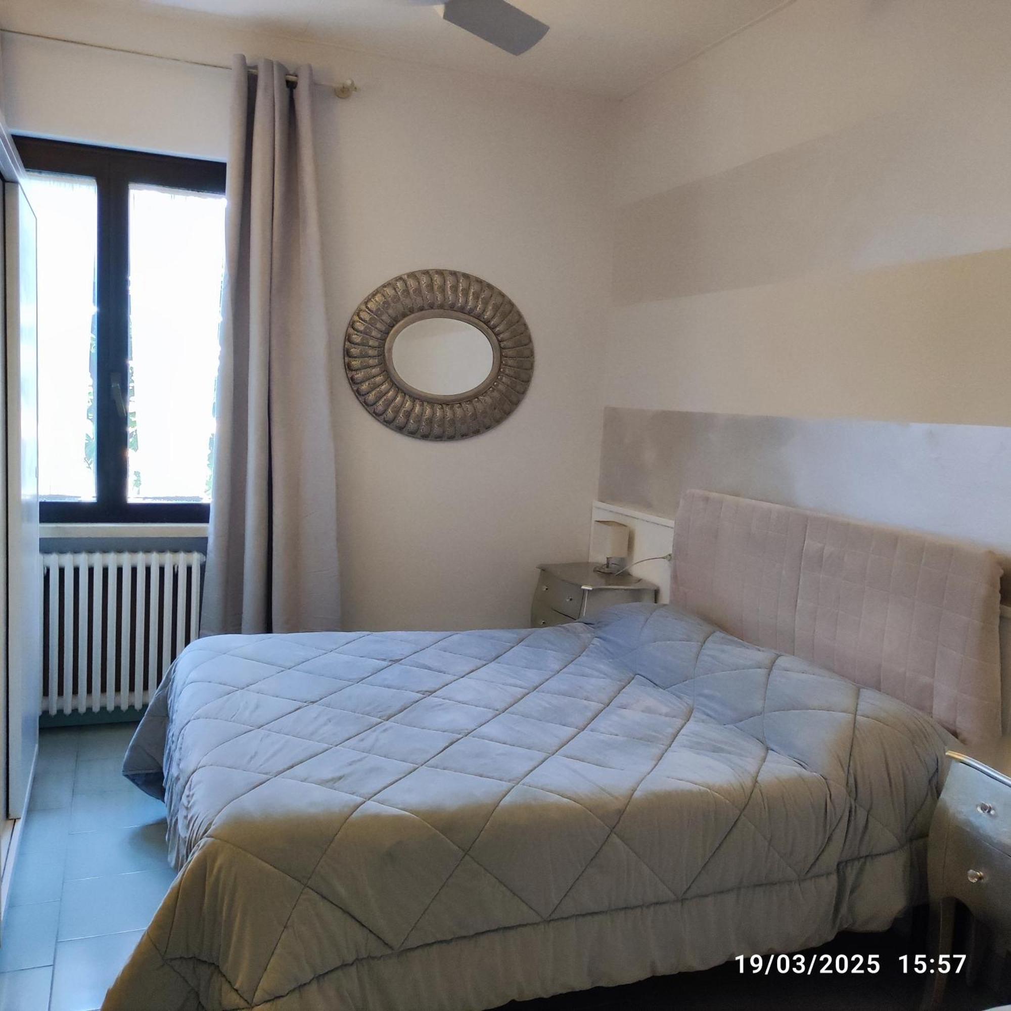 Casapatrizia B&B سيرمِيوني الغرفة الصورة